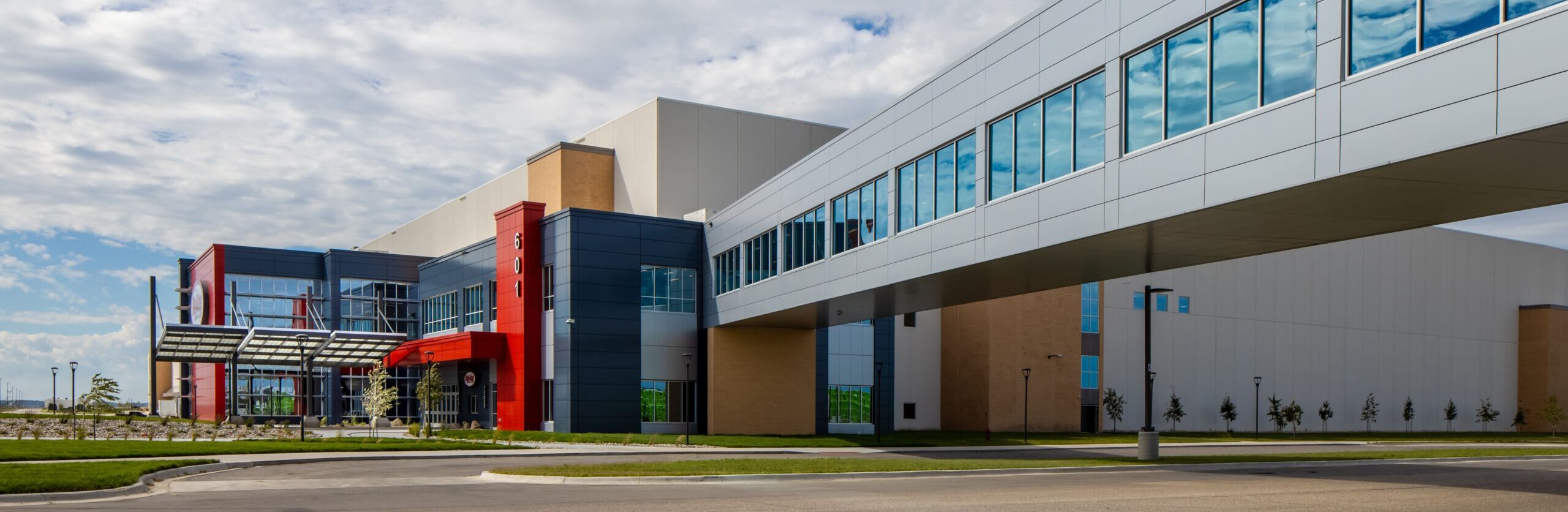 The exterior of DigiKey offices.